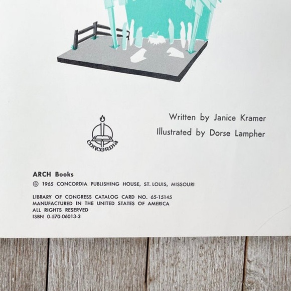 The Baby Born in a Stable Children’s Christmas Book - Picture 5 of 11